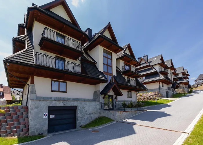 Exclusive Apartments With Balcony By Renters Prestige